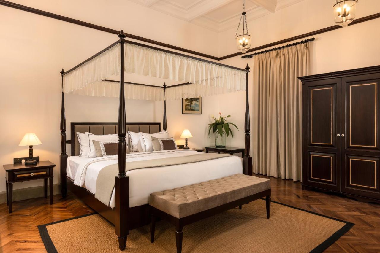 The Grand Walawwa Hotel พินนาวาลา ภายนอก รูปภาพ